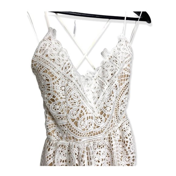 NWT AEOM Crochet Lace Halter Sheath Dress Small - Picture 3 of 12